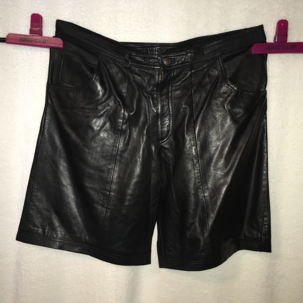🔥FLASH SALE🔥  BLACK LEATHER SHORTS